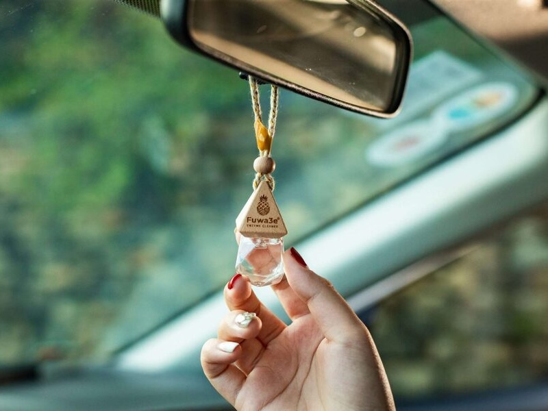 Tinh dầu thơm treo xe ô tô Fuwa3e mang lại cảm giác tươi mát, hương thơm tự nhiên